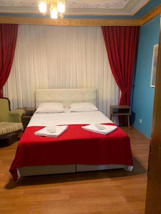 Балат Гостевой Дом Bed and Breakfast Estambul Exterior foto
